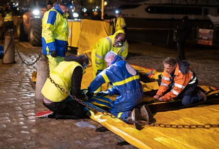 Secouristes en action suite aux inondations